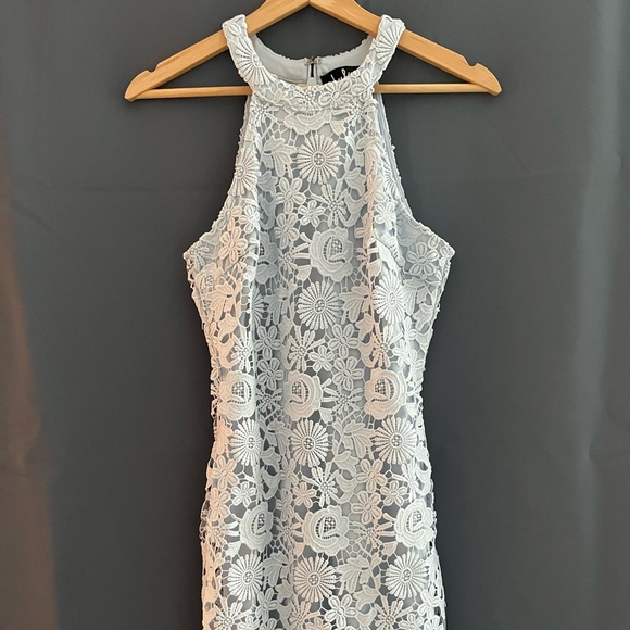 Lulu’s light blue dress - Picture 2 of 3